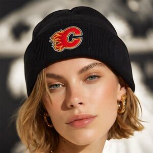 ✨HOST PICK✨🆕Adult | Calgary Flames NHL Black Beanie